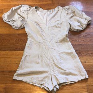 Express puffy sleeve romper